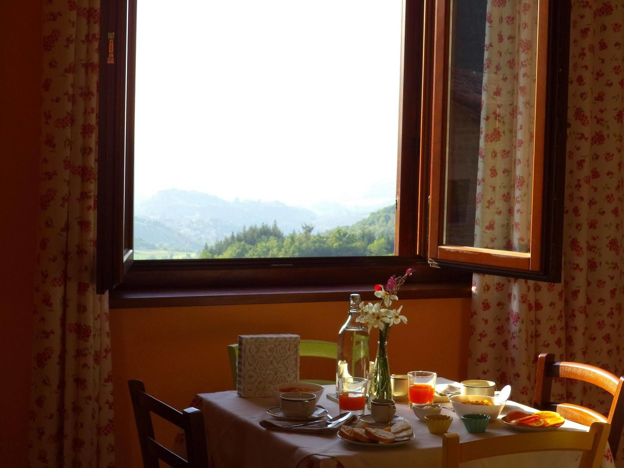 Alba Dei Due Soli B&B Nocera Umbra Eksteriør billede
